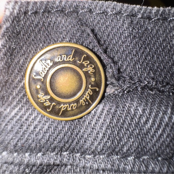 Sadie & Sage NWT Black Distressed Denim Shorts Sz S Raw Hem Micro 1.5" Inseam - Picture 9 of 11